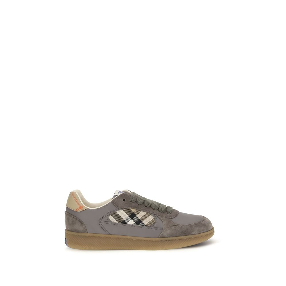 2026 New Arrival Burberry Gray Calf Leather Bos Taurus Low Top Sneakers