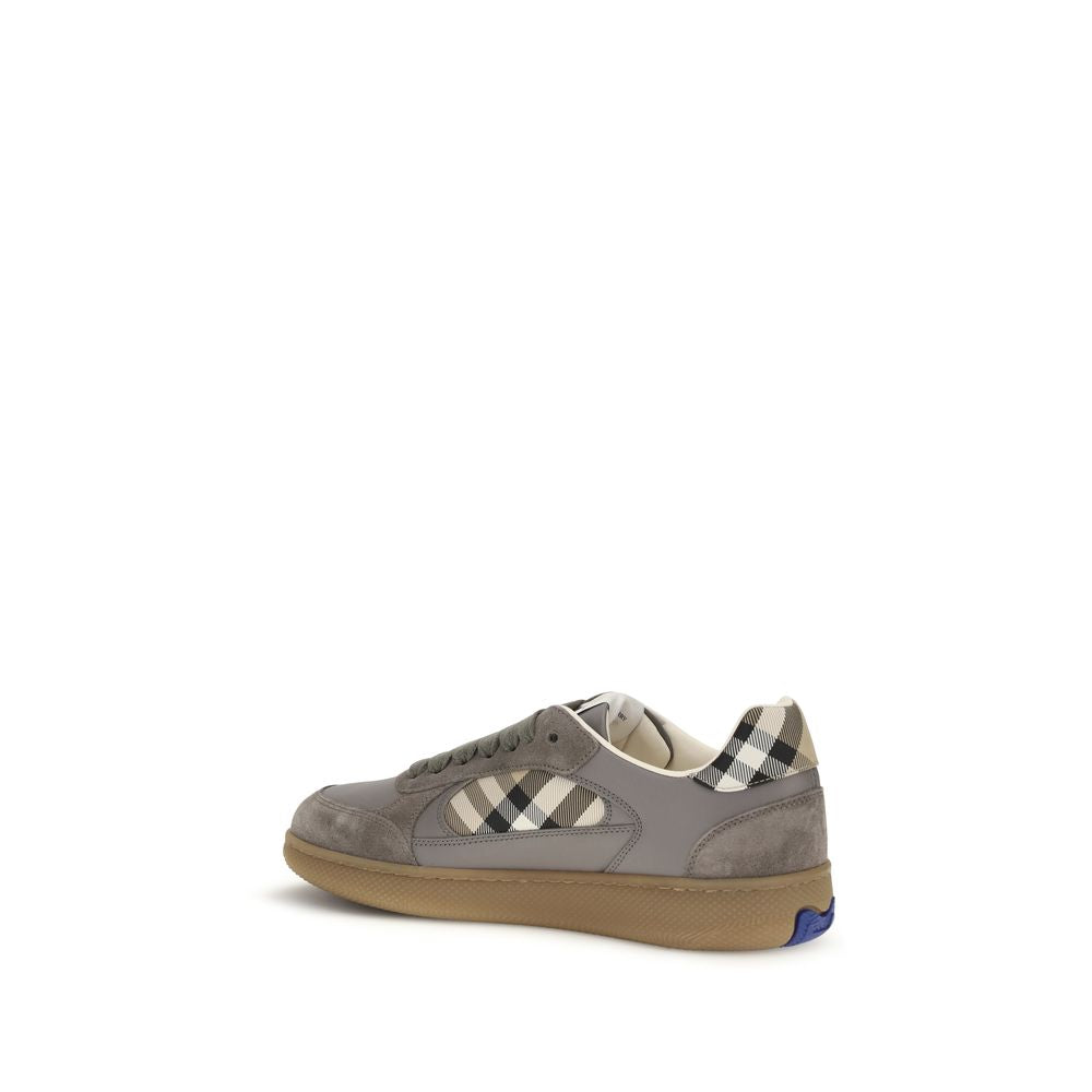 2026 New Arrival Burberry Gray Calf Leather Bos Taurus Low Top Sneakers