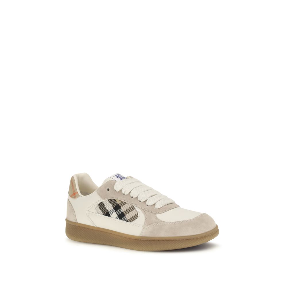 2026 New Arrival Burberry Beige Calf Leather Bos Taurus Low Top Sneakers
