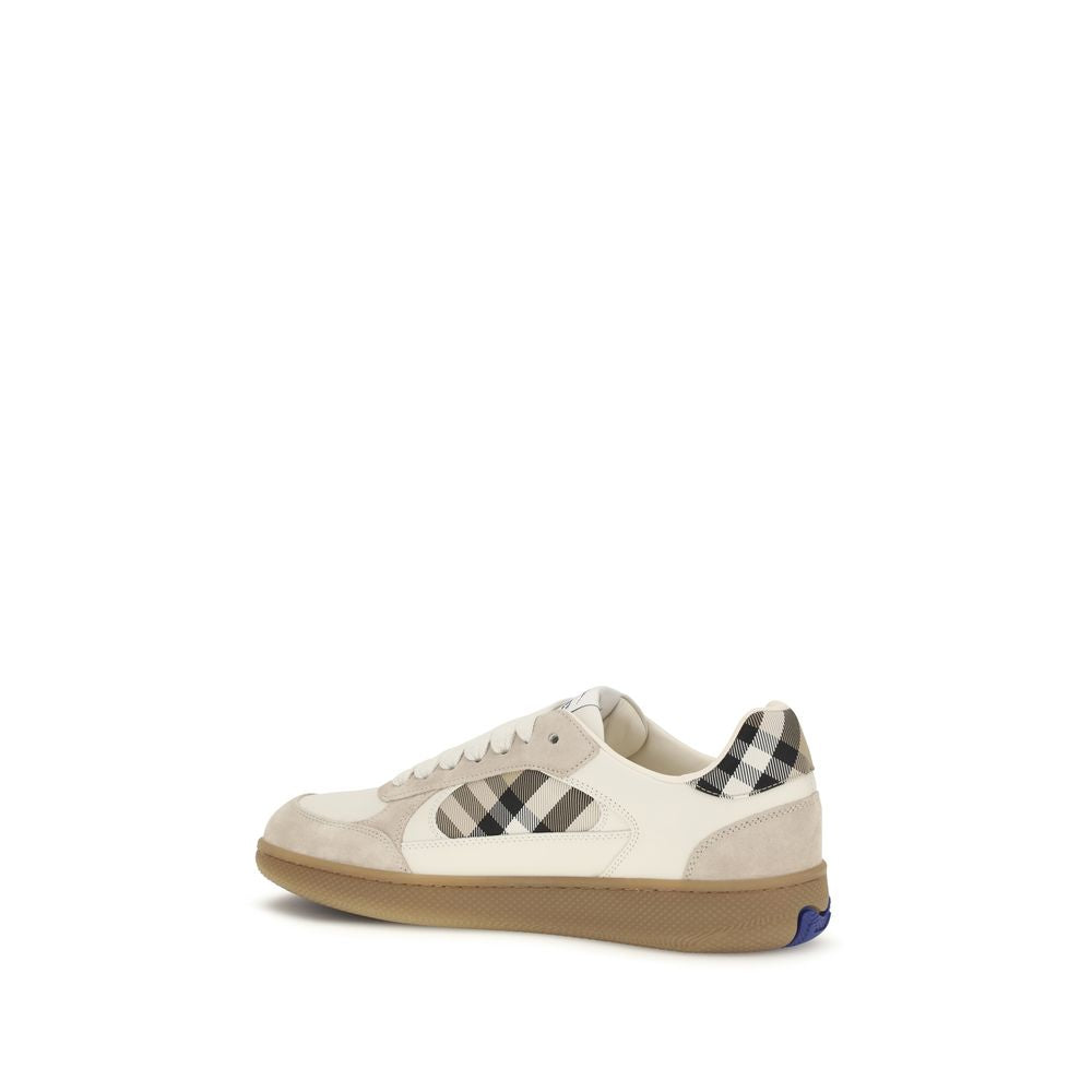 2026 New Arrival Burberry Beige Calf Leather Bos Taurus Low Top Sneakers