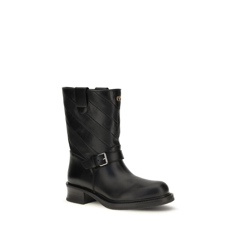 2026 New Arrival Valentino Garavani Black Calf Leather Bos Taurus Ankle Boots