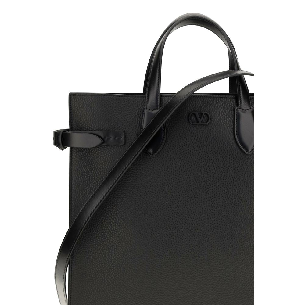 2026 New Arrival Valentino Garavani Black Calf Leather Bos Taurus Shoulder Bag