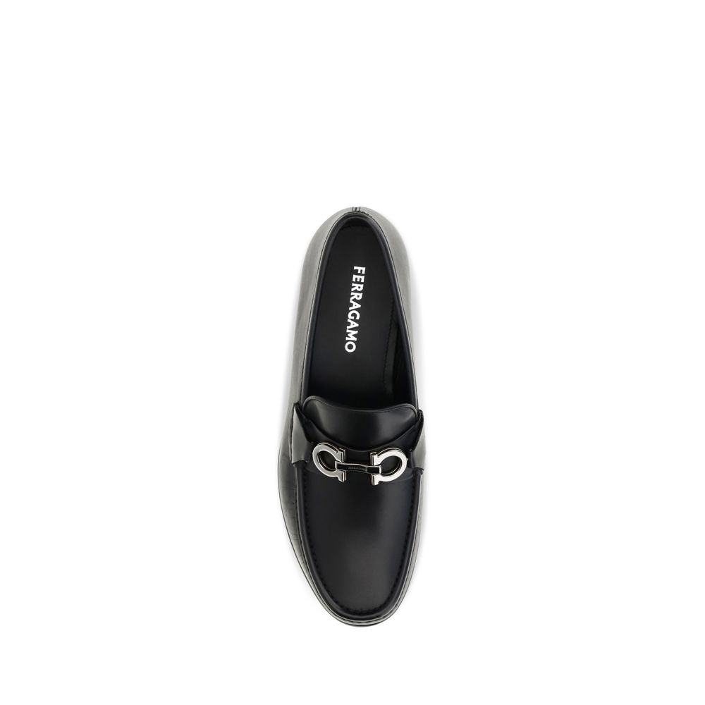 2026 New Arrival Ferragamo Black Calf Leather Bos Taurus Slip-On Loafers