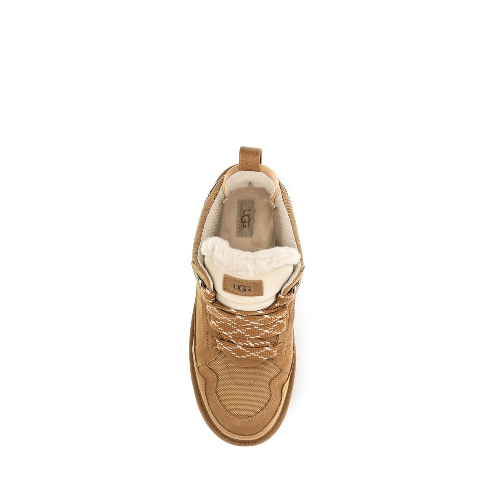 2026 New Arrival UGG Beige Calf Leather Bos Taurus Chunky Sneakers