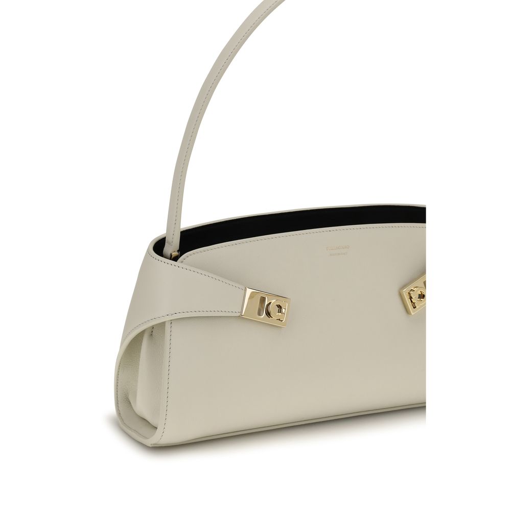 2026 New Arrival Ferragamo Beige Calf Leather Bos Taurus Shoulder Bag